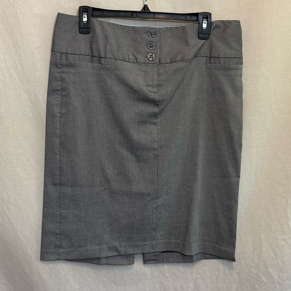 A-158 Maurice’s Gray MIDI Skirt Size‎ 11/12